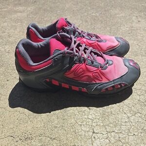 The North Face Trail Shoes Womens 7.5 Pink Gray Hiking AX4C8Y4 Outdoors